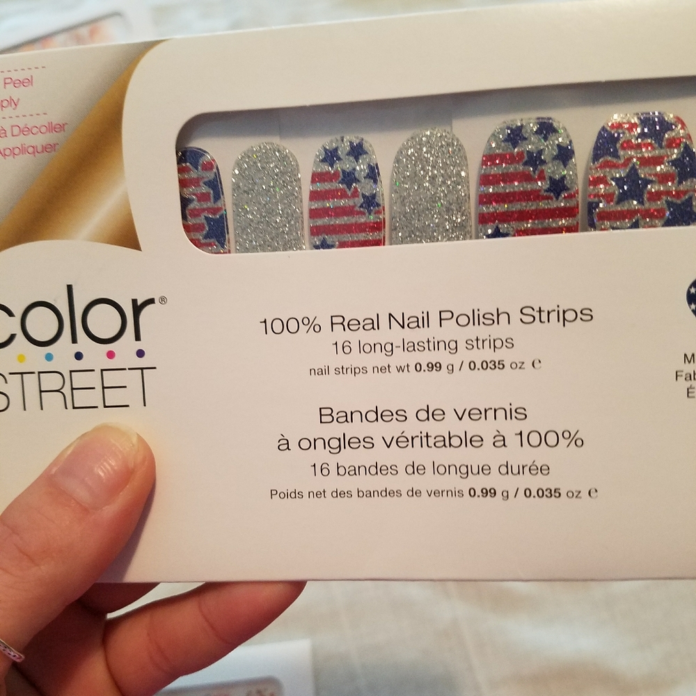 Colorstreet
